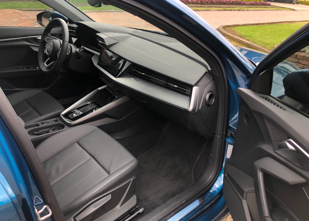 Audi A3 silla copiloto Autodigital Conozca cómo saber si han estrellado el carro que quiere comprar