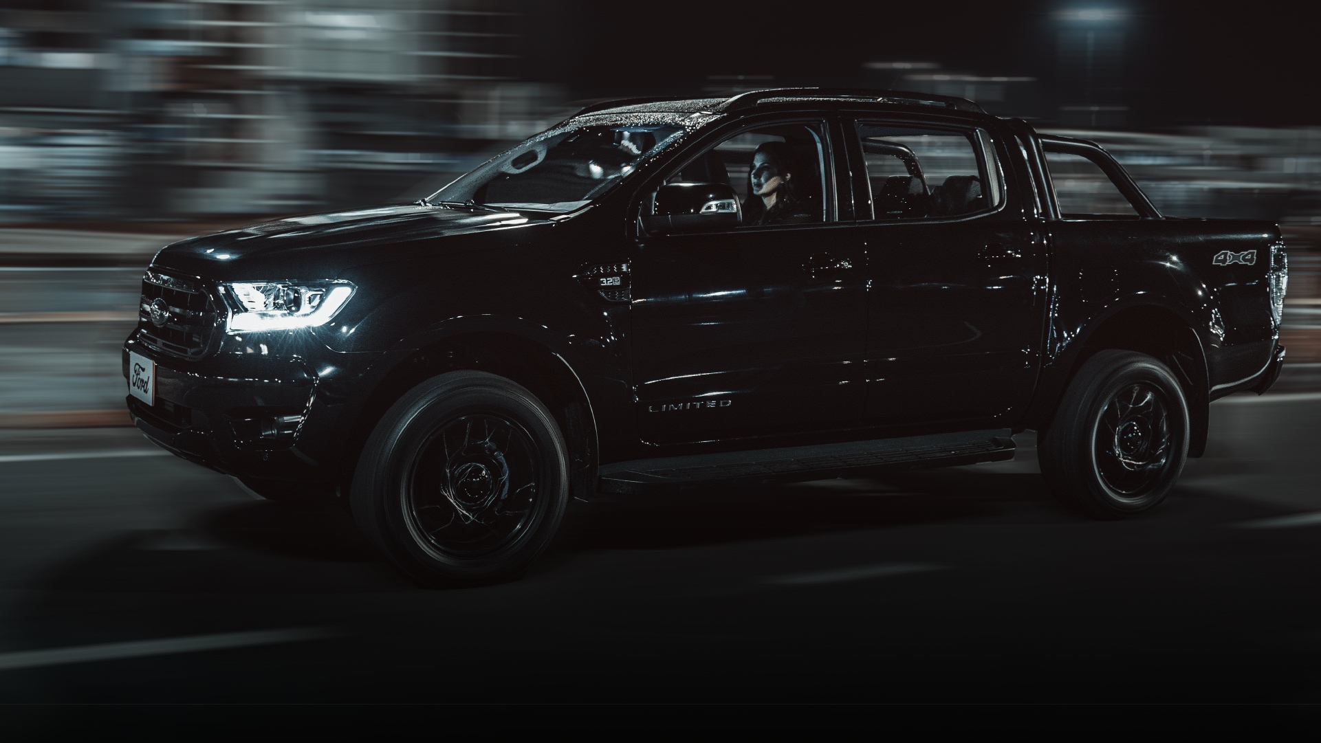 FordRanger Limited Black Edition Autodigital Ford intensifica su participación en Colombia