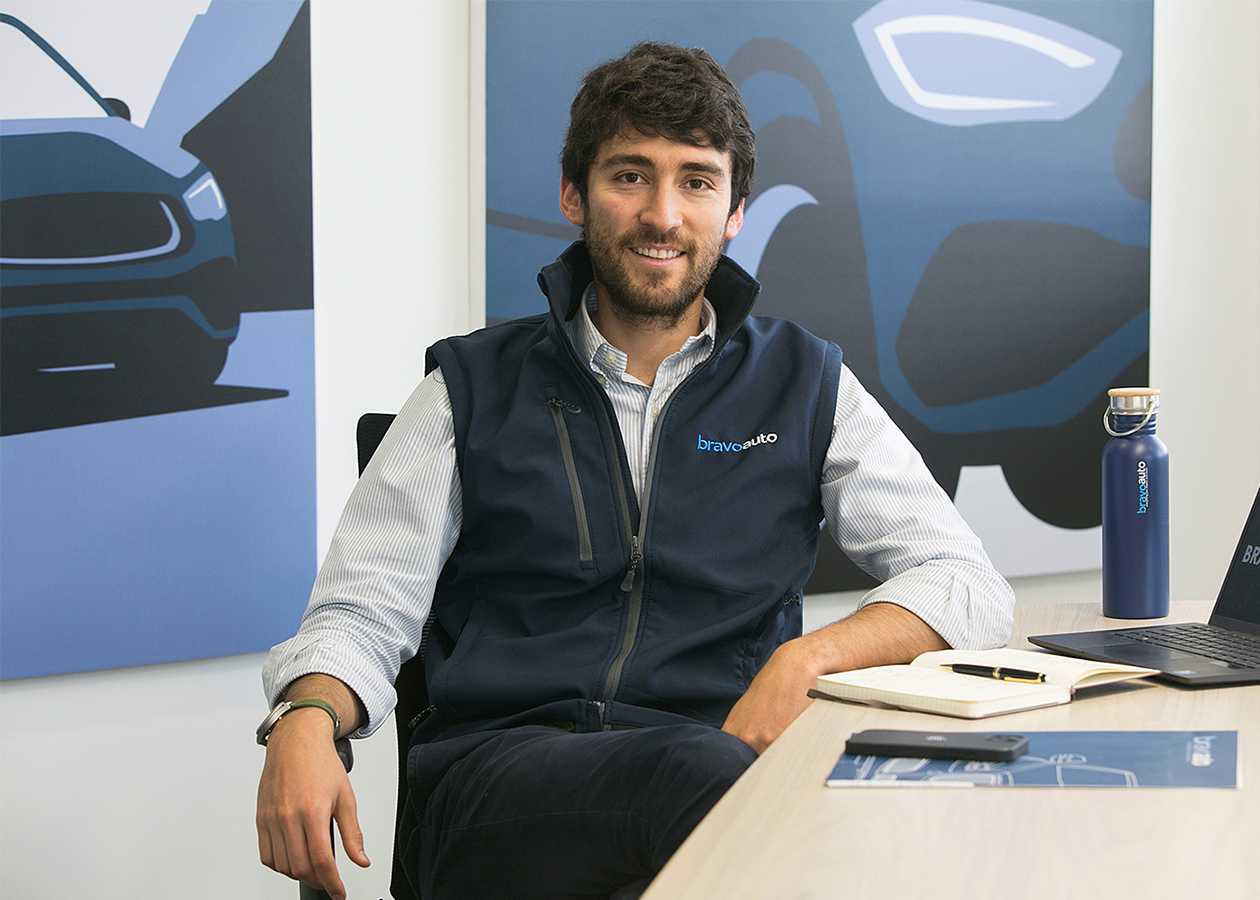 Camilo Hidalgo gerente bravoauto Autodigital bravoauto, nuevo actor en la comercialización de carros usados