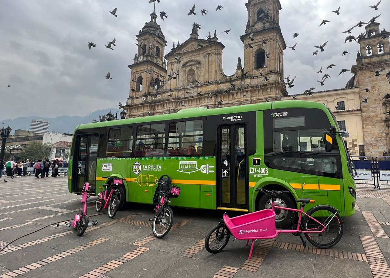 La Rolita bus electrico Autodigital Cerca de 300 mujeres manejan los buses eléctricos de La Rolita