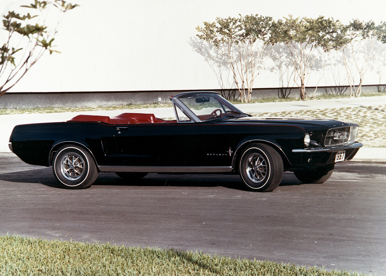 Ford Mustang 1967 Autodigital El legado inmortal del Ford Mustang: 60 años de pasión sobre ruedas