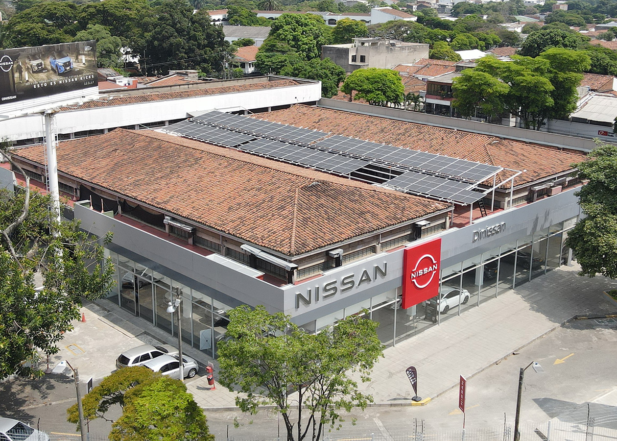 Nissan paneles solares Autodigital Nissan fortalece su servicio de posventa en Colombia