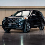 Ford Explorer híbrida creada para el Papa León XIV