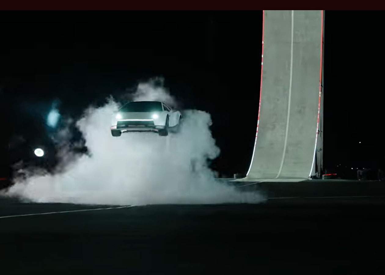 Tesla Roadster, el auto volador de Elon Musk