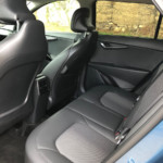 El interior del Kia Niro se enfoca en la ergonomía, con sillas y apoyacabezas bastante cómodos, mandos y botones de fácil acceso. El interior del Kia Niro se enfoca en la ergonomía, con sillas y apoyacabezas bastante cómodos, mandos y botones de fácil acceso.