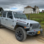 3483763912 Jeep Gladiator: Prueba de Manejo, Desempeño y Versatilidad en Terreno Extremo