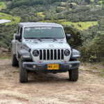 943120555 Jeep Gladiator: Prueba de Manejo, Desempeño y Versatilidad en Terreno Extremo