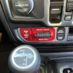2111530500 Jeep Gladiator: Prueba de Manejo, Desempeño y Versatilidad en Terreno Extremo