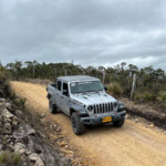 350811715 Jeep Gladiator: Prueba de Manejo, Desempeño y Versatilidad en Terreno Extremo