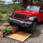 2037483928 Jeep Wrangler 2.0L Turbo