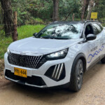 4011122919 Peugeot 2008 Híbrido: poder, diseño y eficiencia