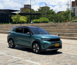 4242924552 Opel Crossland EV 2026, Viaje eléctrico Bogotá–Medellín