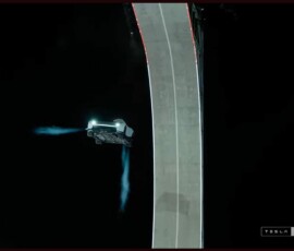 3177886135 Tesla Roadster, el auto volador de Elon Musk